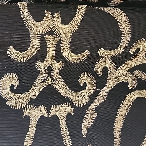 R & K PETITE woman's  dress. - Picture 8 of 11